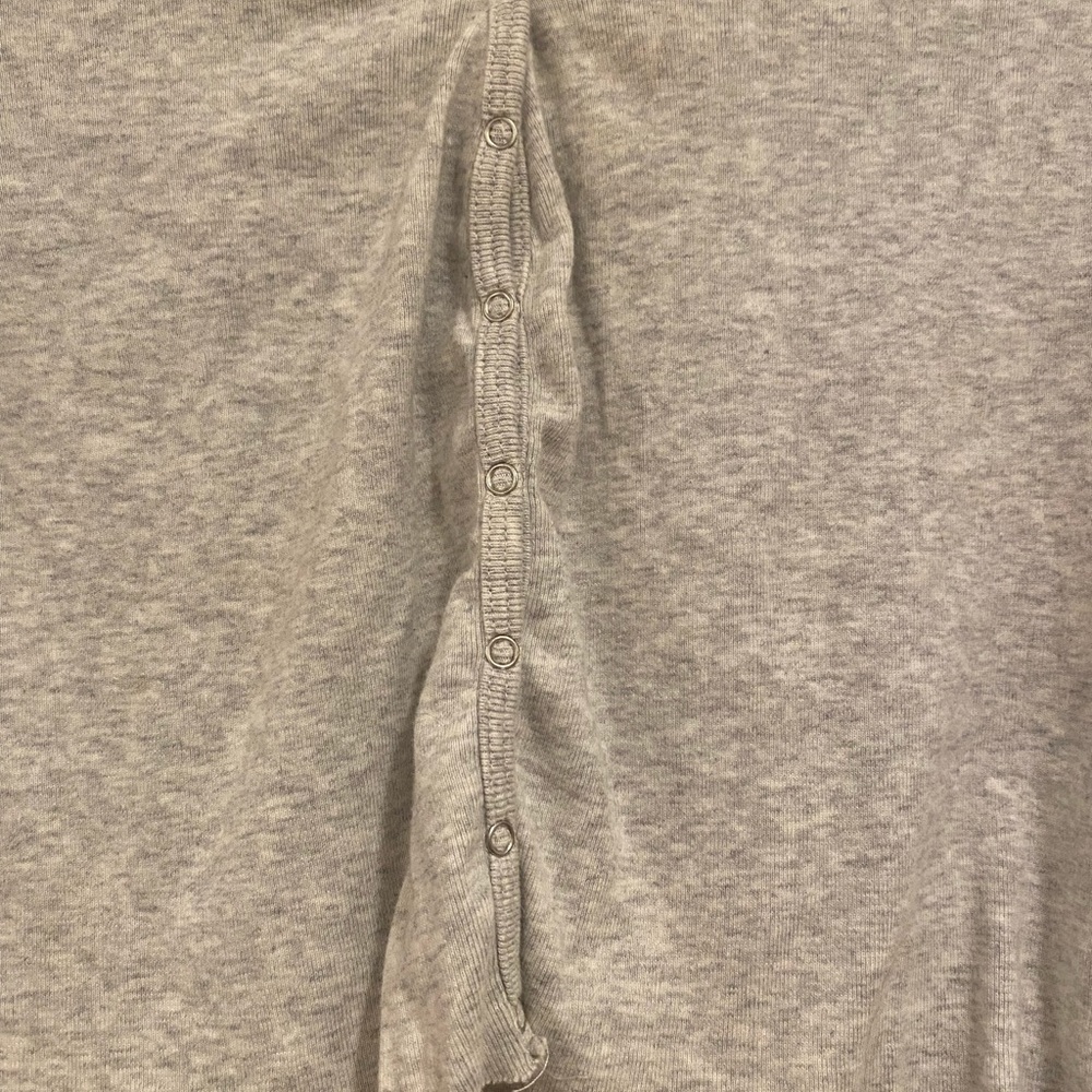 BRANDY MELVILLE LONG SLEEVE